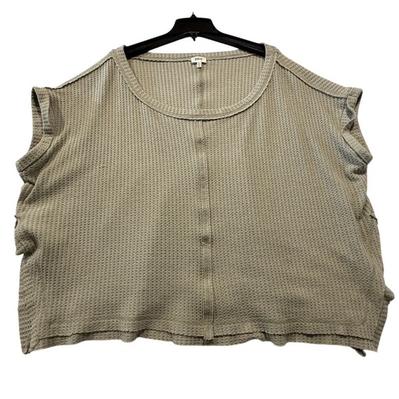 BKE Tyler Tops - BKE Waffle Knit Oversized Center Seam Front Top Dusty Green XL